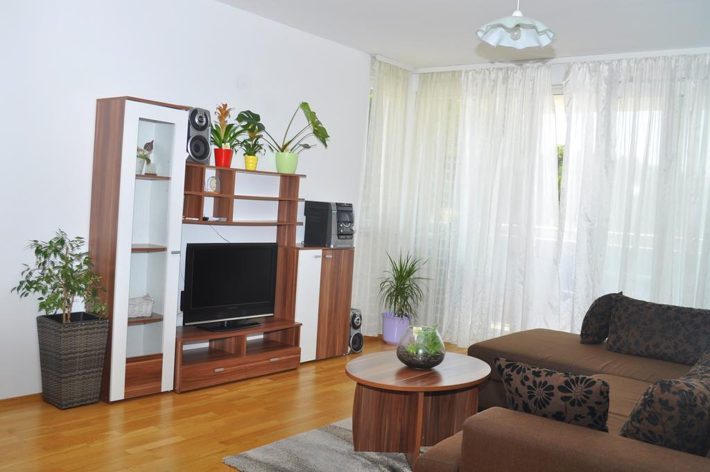 Apartment Kristijan Makarska Exterior foto